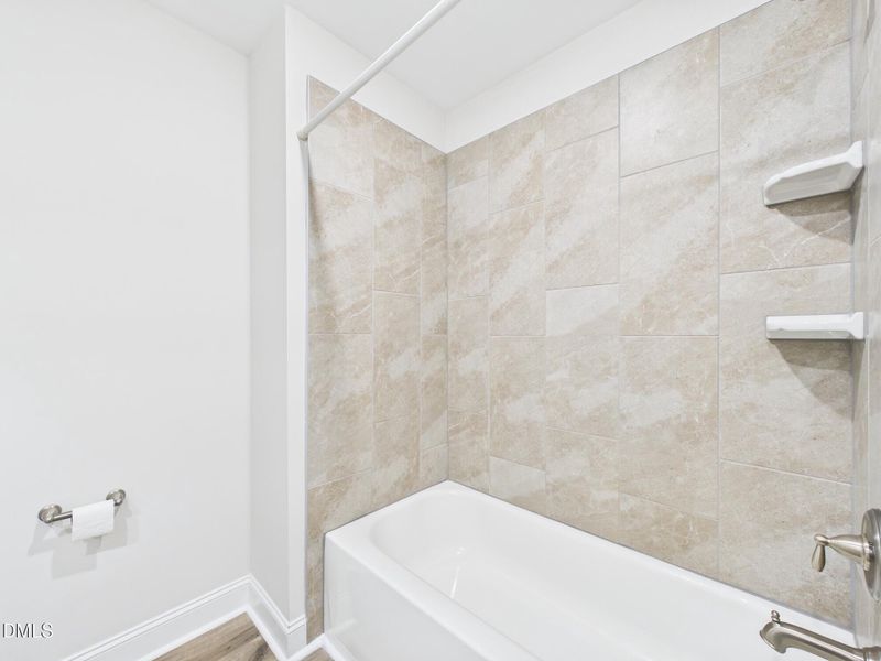 CAM01608G0-PR0122-STILL053