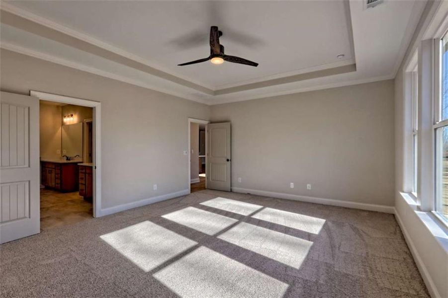 Spacious, unfurnished interior of a new home in , Clarkesville (Image 52).