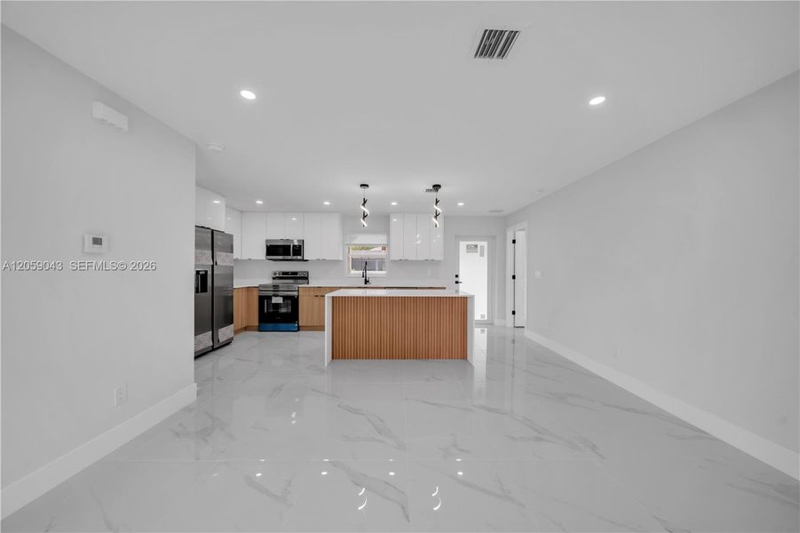 Spacious, unfurnished interior of a new home in , Lehigh Acres (Image 10). Spacious, unfurnished interior of a new home in , Lehigh Acres (Image 10).