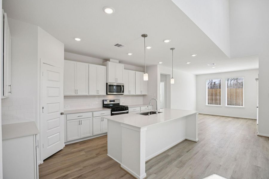 Photo is not of the actual home, but is an inspirational photo of builder’s model home and may depict options, furnishings, and/or decorator features that are not included.