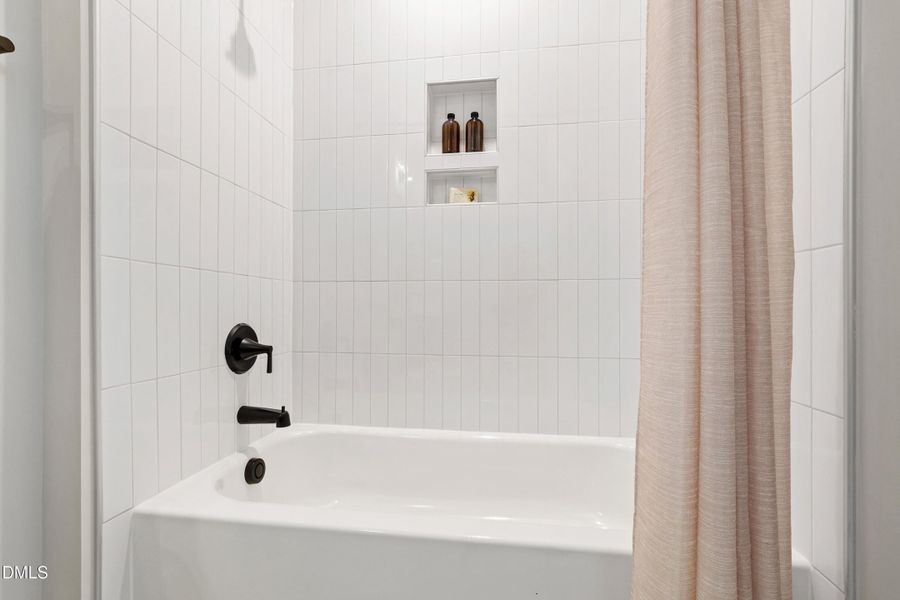 BroadleafInt-40 BroadleafInt-40