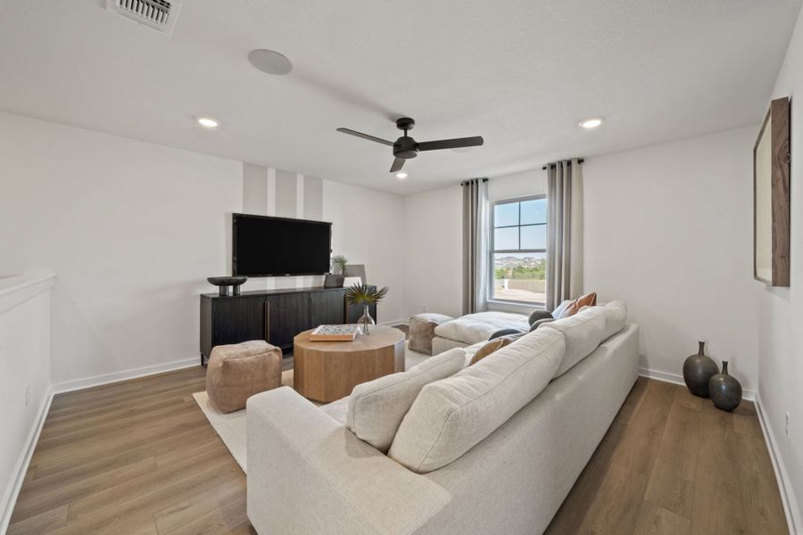 Furnished interior view inside a new home in Skyview, Belton (Image 15).