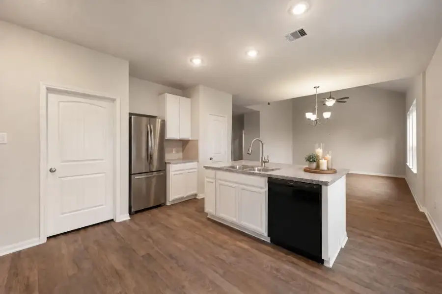 Somerville - Kitchen