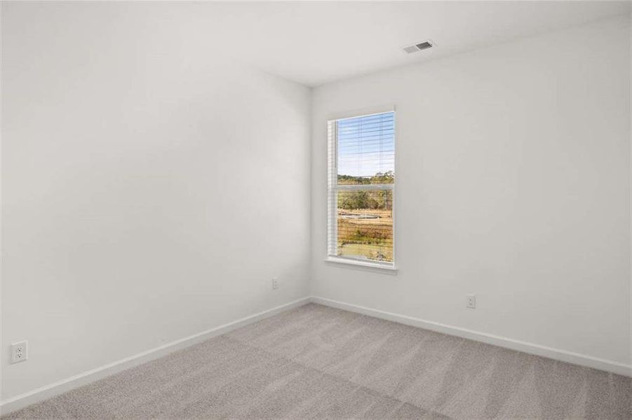 Spacious, unfurnished interior of a new home in Water Oak Estates, Lawrenceville (Image 20).