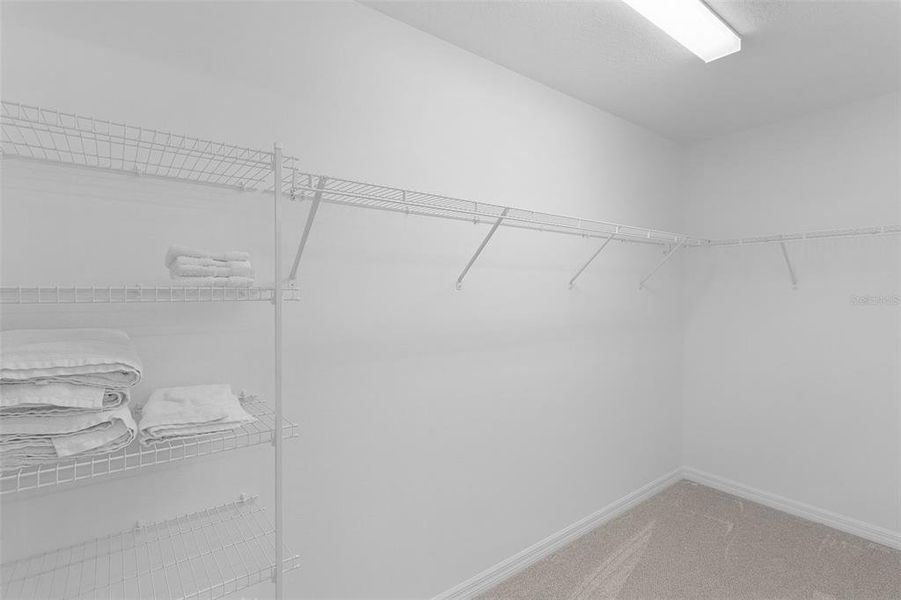 Spacious, unfurnished interior of a new home in , The Villages (Image 21).