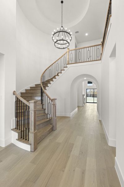 Spacious, unfurnished interior of a new home in Mustang Lakes, Celina (Image 24). Spacious, unfurnished interior of a new home in Mustang Lakes, Celina (Image 24).