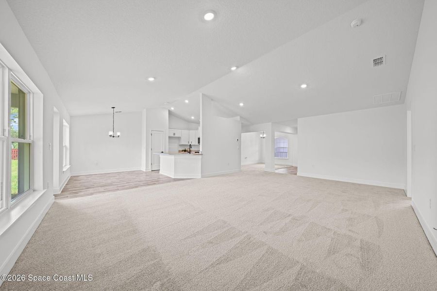 Spacious, unfurnished interior of a new home in Palm Bay, Palm Bay (Image 20).