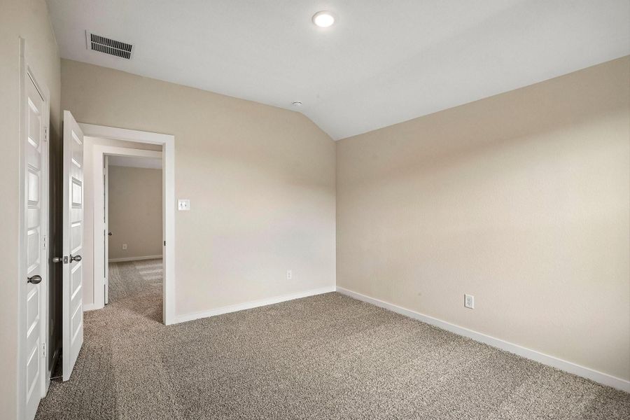Spacious, unfurnished interior of a new home in Bluestem, Brookshire (Image 21). Spacious, unfurnished interior of a new home in Bluestem, Brookshire (Image 21).