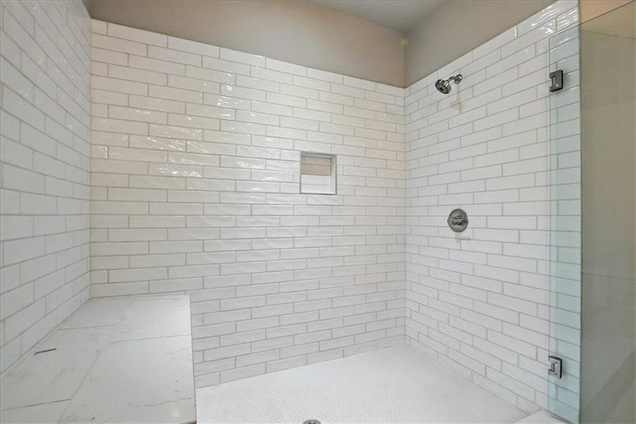 Spacious, unfurnished interior of a new home in Old Town Estates, Dacula (Image 51).