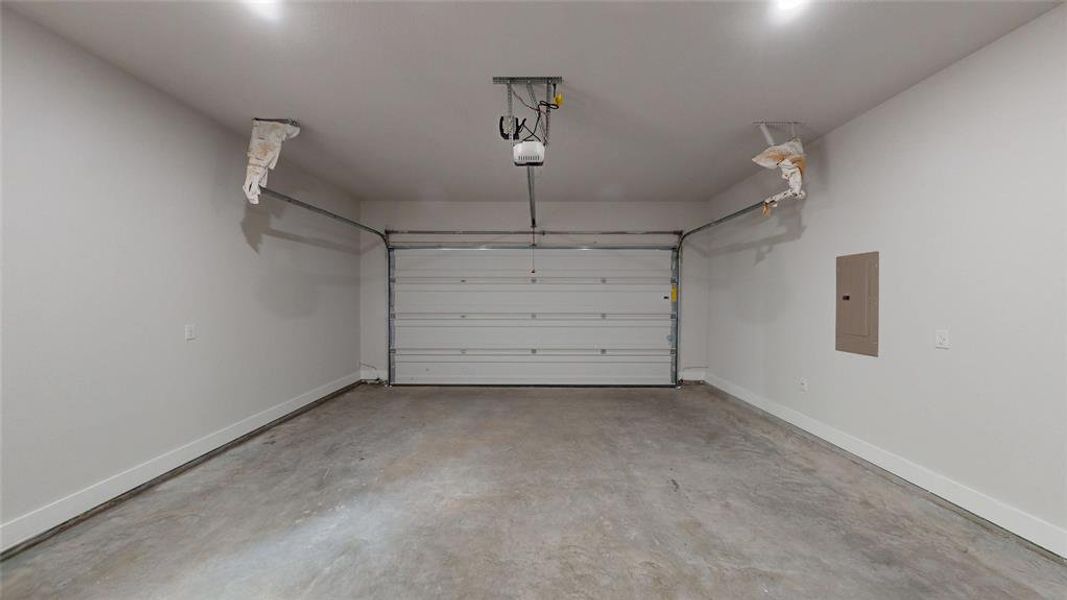 Spacious, unfurnished interior of a new home in , Grand Prairie (Image 17). Spacious, unfurnished interior of a new home in , Grand Prairie (Image 17).