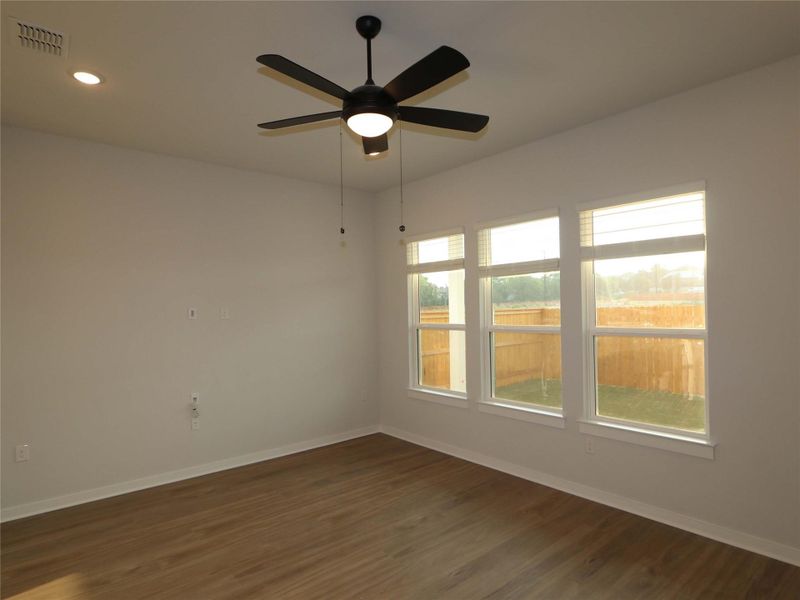 Spacious, unfurnished interior of a new home in Estancia West, Manchaca (Image 14). Spacious, unfurnished interior of a new home in Estancia West, Manchaca (Image 14).