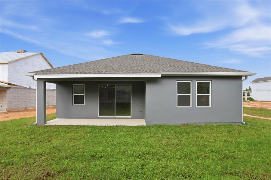 Exterior details and patio area of a home in Vintner Reserve, Clermont (Image 3).