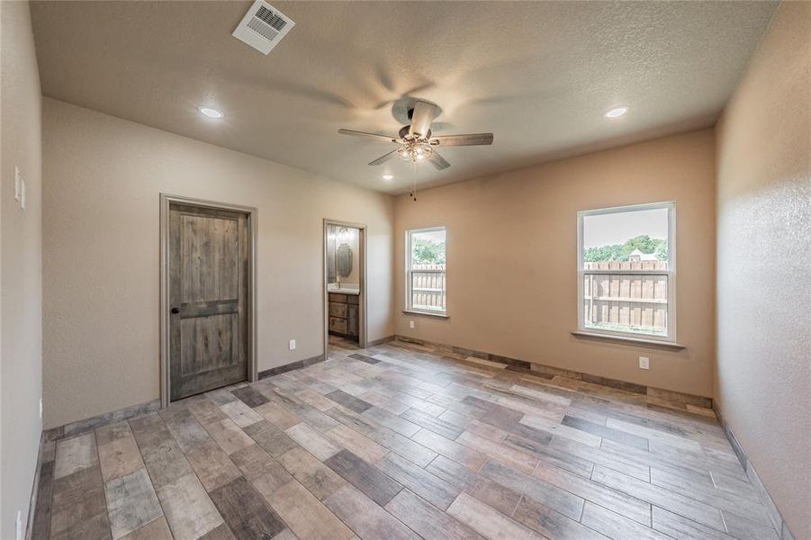 Spacious, unfurnished interior of a new home in , Bridgeport (Image 24). Spacious, unfurnished interior of a new home in , Bridgeport (Image 24).