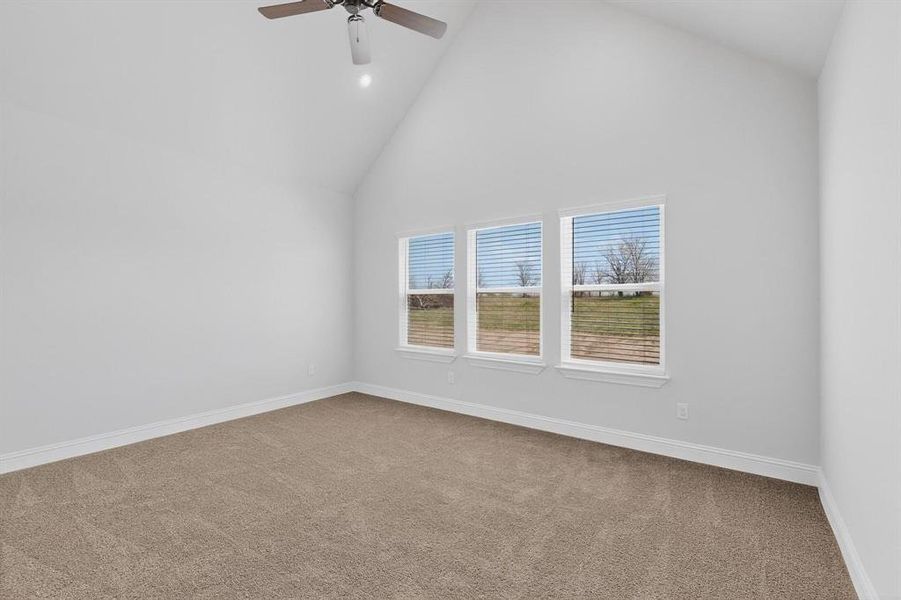 Spacious, unfurnished interior of a new home in , Sulphur Springs (Image 16).