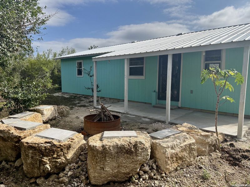 Exterior details and patio area of a home in , Beeville (Image 14).