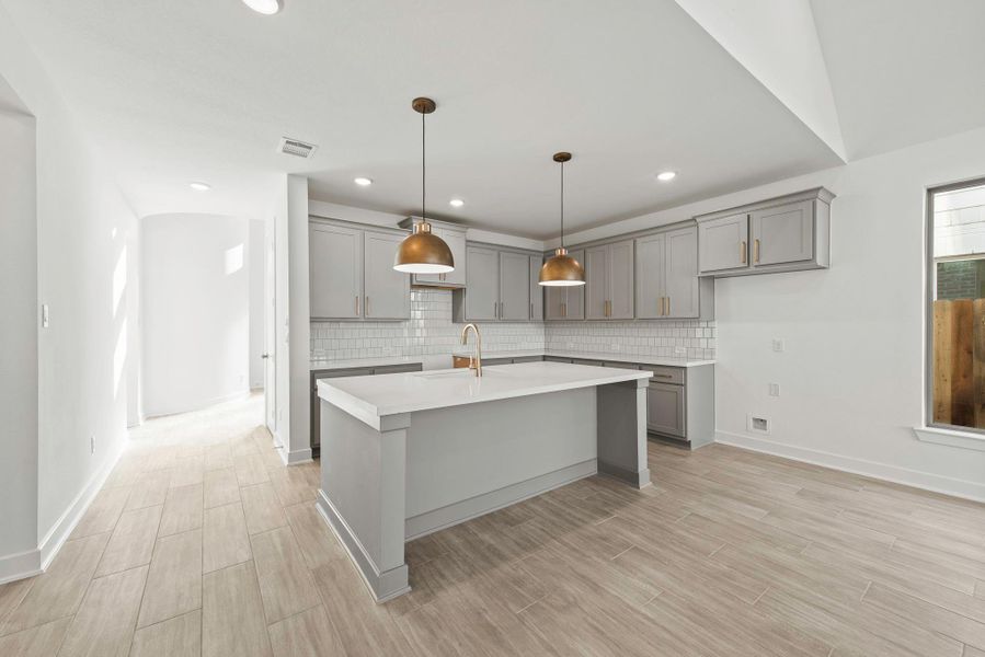 Representative image. Features, specifications, selections and colors may vary. Representative image. Features, specifications, selections and colors may vary.