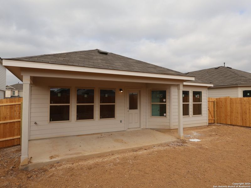 Exterior details and patio area of a home in Agave, San Antonio (Image 3).