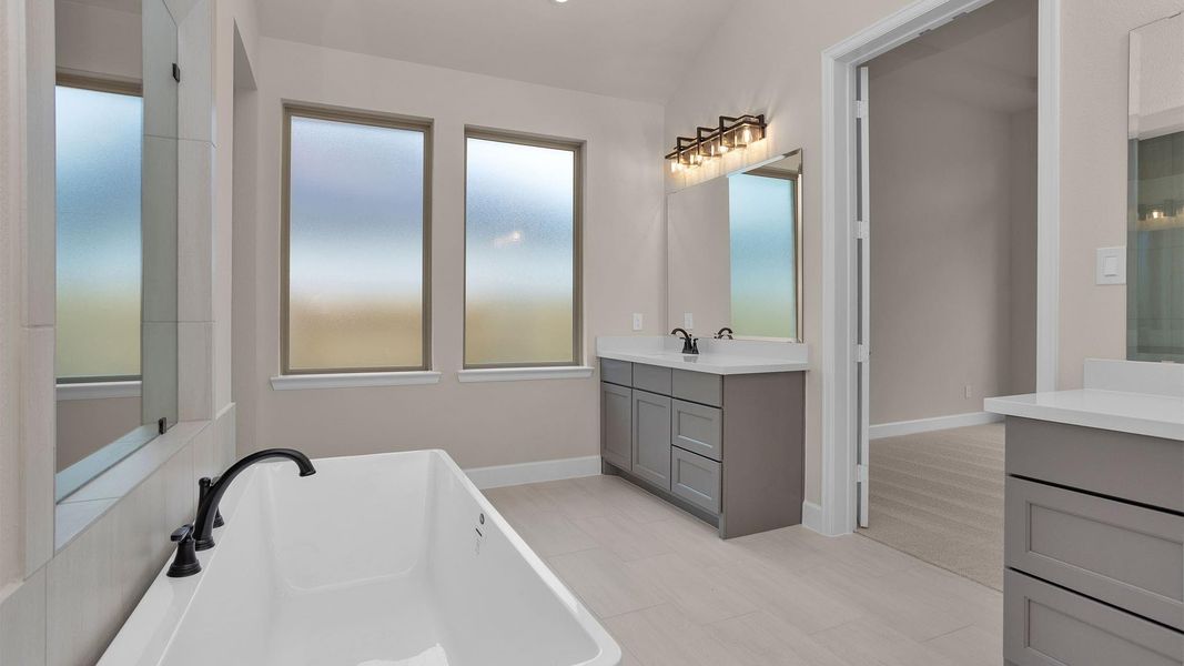 Furnished interior view inside a new home in Katy Court 70', Katy (Image 5).