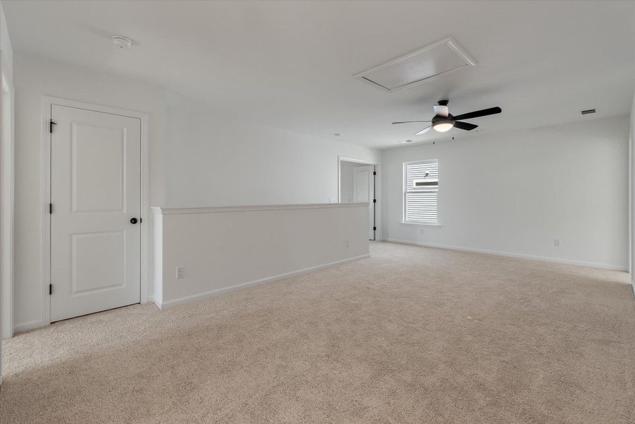 Spacious, unfurnished interior of a new home in Oakley Pointe, Moncks Corner (Image 13). Spacious, unfurnished interior of a new home in Oakley Pointe, Moncks Corner (Image 13).