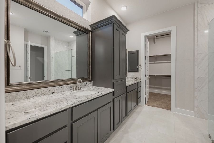 Representative furnished interior of a home built from the Kaylee by Chesmar Homes in Heimer Estates at Garden Ridge, Fulshear (Image 6).