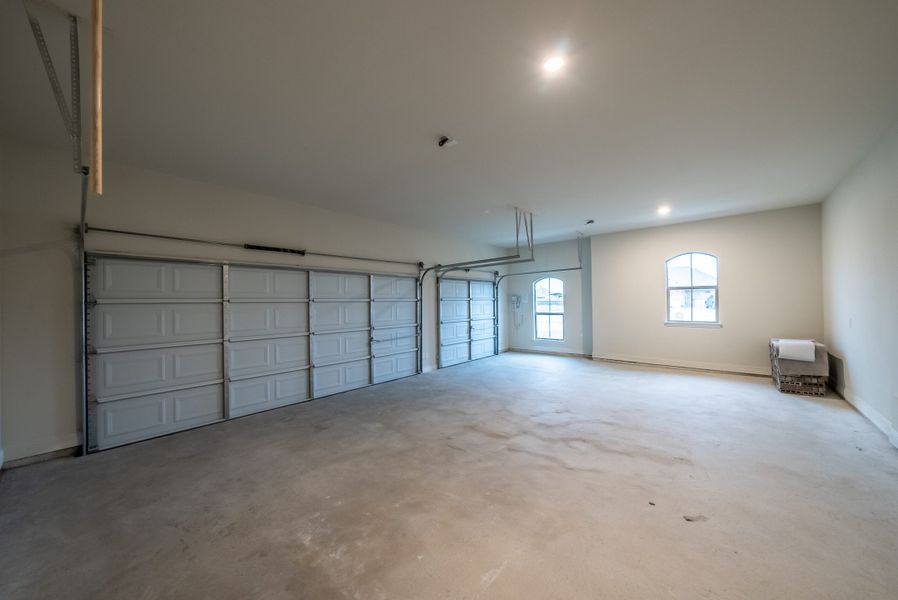 Representative unfurnished interior of a home built from the Jude by Robbie Hale Homes in High Meadows Estates, Nevada (Image 22).