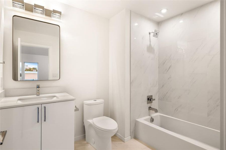 Furnished interior view inside a new home in , Dallas (Image 4). Furnished interior view inside a new home in , Dallas (Image 4).