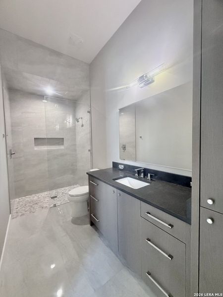 Image 37 of a home in .