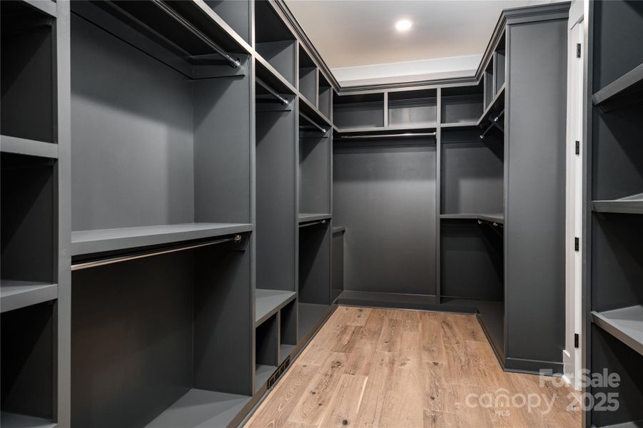 Image 37 of a home in . Image 37 of a home in .