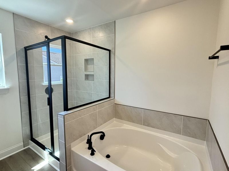 Image 11 of a home in Daniel Farms.