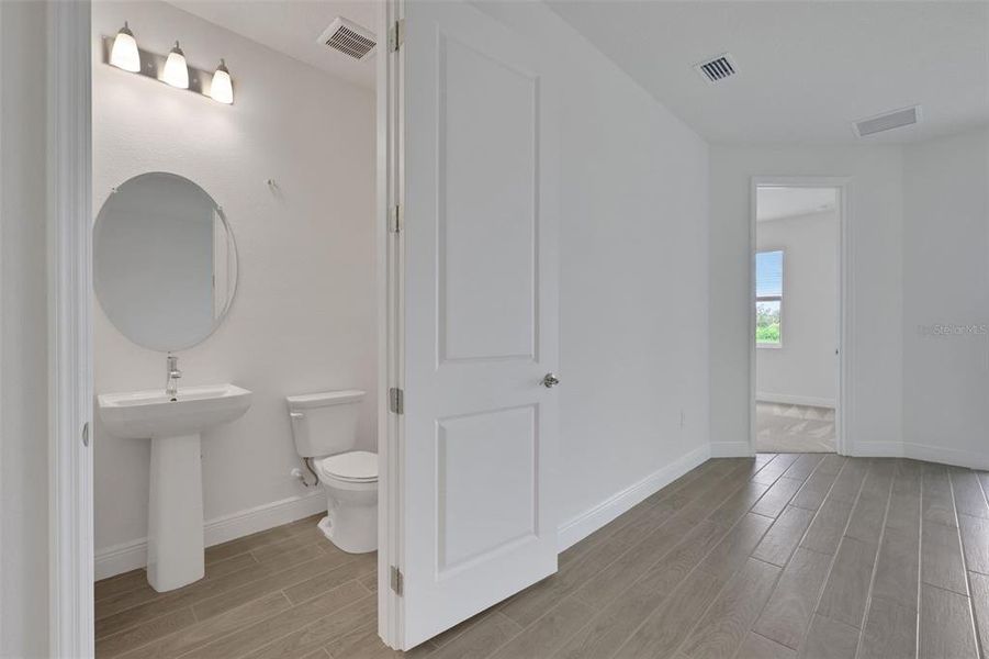 Image 48 of a home in Seaire. Image 48 of a home in Seaire.