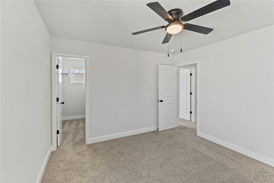 Spacious, unfurnished interior of a new home in , Alto (Image 26).