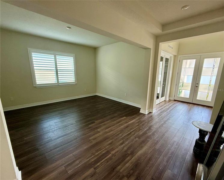 Spacious, unfurnished interior of a new home in , Orlando (Image 48).