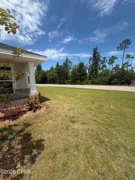 Exterior details and patio area of a home in East Bay, Panama City (Image 4).