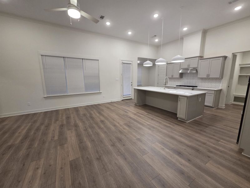 Spacious, unfurnished interior of a new home in Georgetown, Collierville (Image 31).