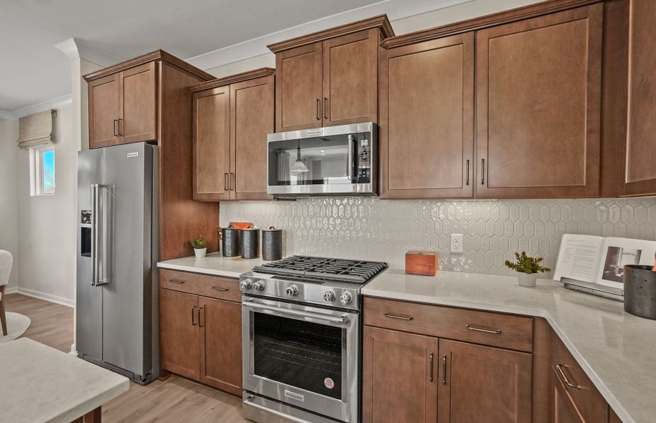 Representative interior finishes for a home built from the Badin by Pulte Homes in Riverstone, Monroe (Image 18).