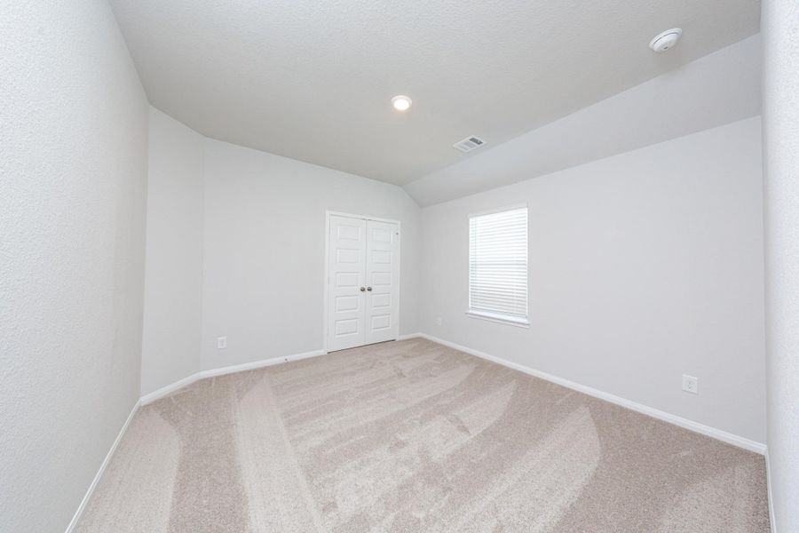 Spacious, unfurnished interior of a new home in Bluestem, Brookshire (Image 19).