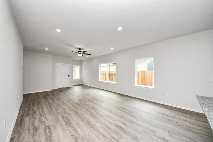 Spacious, unfurnished interior of a new home in The Enclave at Spring Branch, Montgomery (Image 28). Spacious, unfurnished interior of a new home in The Enclave at Spring Branch, Montgomery (Image 28).