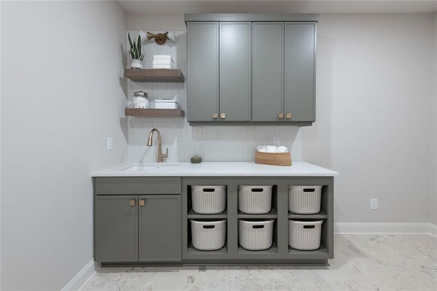 Furnished interior view inside a new home in , Dunwoody (Image 28).