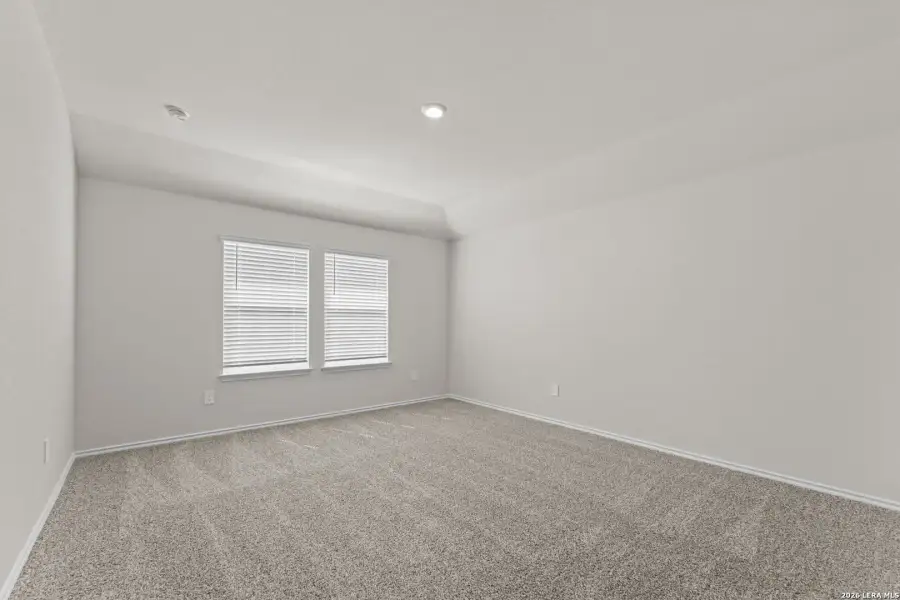 Spacious, unfurnished interior of a new home in Laurel Vistas, San Antonio (Image 24). Spacious, unfurnished interior of a new home in Laurel Vistas, San Antonio (Image 24).