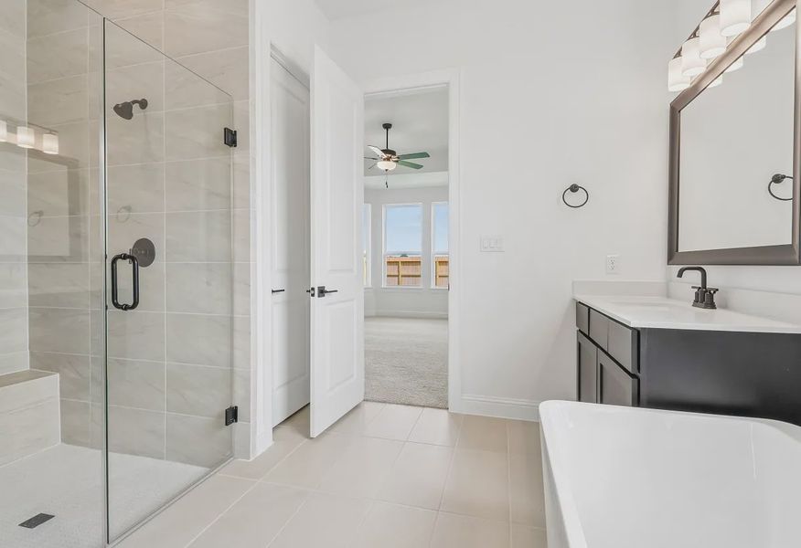 Homesite 9206 Primary Bath - 11 of 19