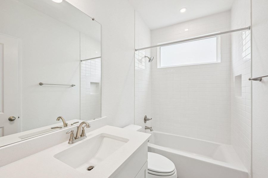 Furnished interior view inside a new home in Persimmon, Buda (Image 5).