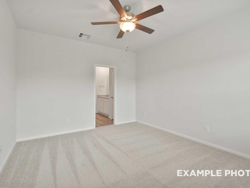 Spacious, unfurnished interior of a new home in Caney Creek Place, Conroe (Image 22).