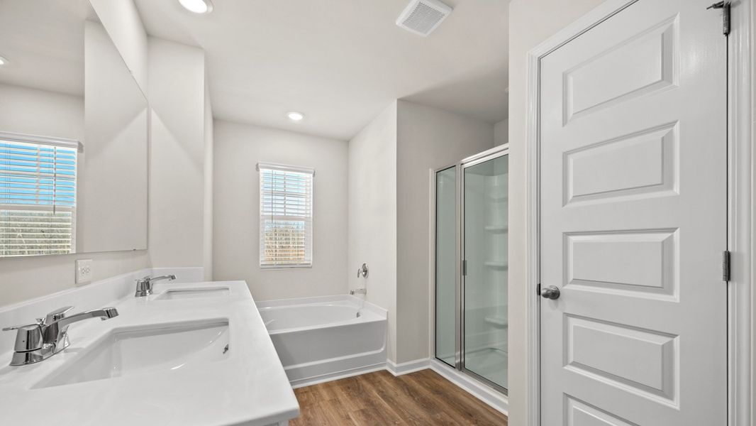 Furnished interior view inside a new home in Poplar Preserve, Newnan (Image 8).