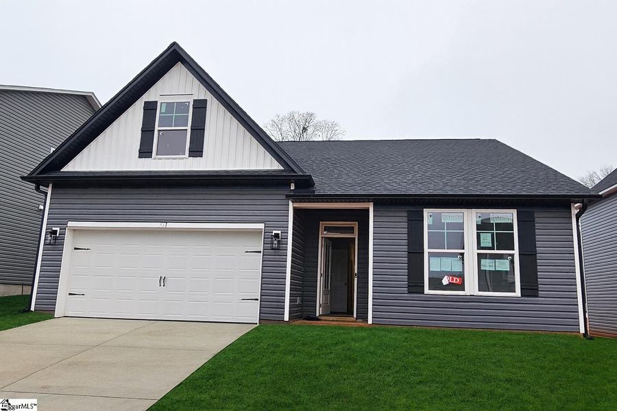 Front exterior of a new home in Sedona, Greenville, SC, highlighting curb appeal (Image 1). Front exterior of a new home in Sedona, Greenville, SC, highlighting curb appeal (Image 1).