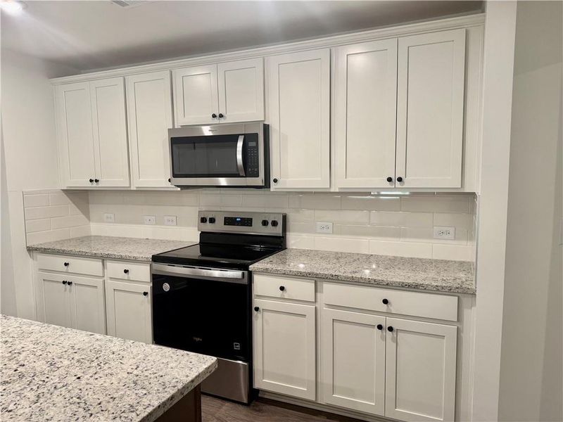 Furnished interior view inside a new home in Silver Leaf, Dawsonville (Image 11).