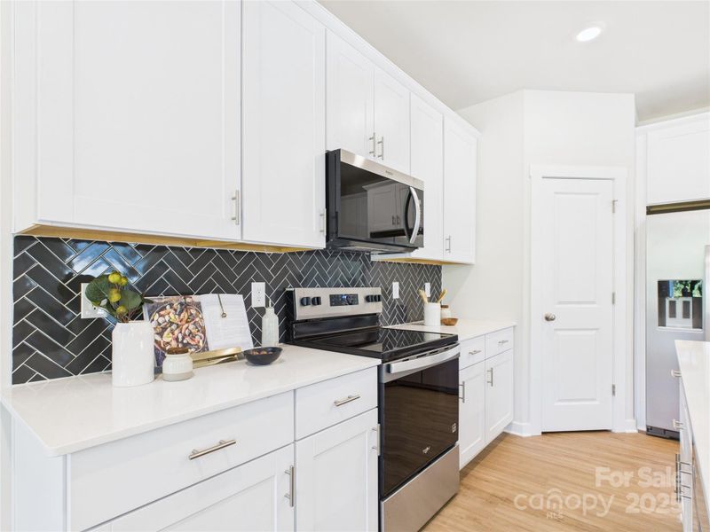 Furnished interior view inside a new home in , Kings Mountain (Image 17).