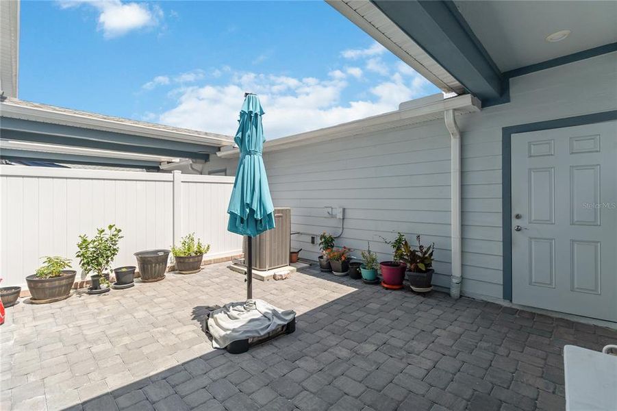 Exterior details and patio area of a home in , Orlando (Image 3). Exterior details and patio area of a home in , Orlando (Image 3).