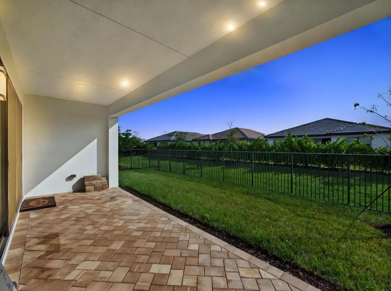Exterior details and patio area of a home in , Port St. Lucie (Image 21).