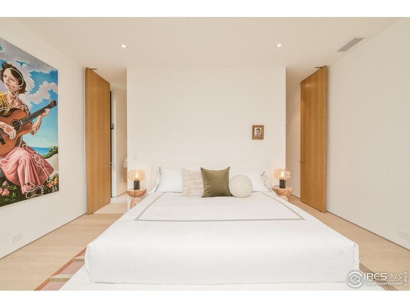 Furnished interior view inside a new home in , Boulder (Image 9).