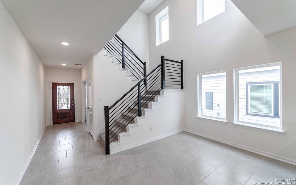 Spacious, unfurnished interior of a new home in Hickory Ridge, Elmendorf (Image 12). Spacious, unfurnished interior of a new home in Hickory Ridge, Elmendorf (Image 12).